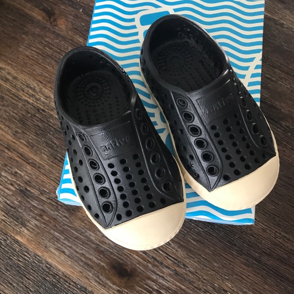 Toddler native shoes - Picture 3 of 4